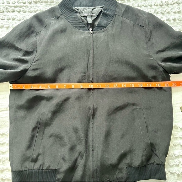Eileen Fisher Women’s Black 100% Silk Bomber Jacket Size XS - Picture 16 of 17